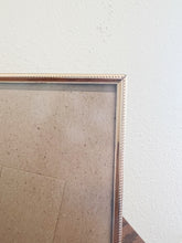 Load image into Gallery viewer, 5x7 Hinged Photo Frame
