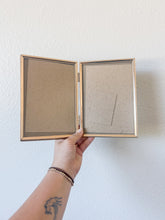 Load image into Gallery viewer, 5x7 Hinged Photo Frame
