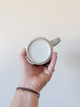 Load image into Gallery viewer, Vintage Penguin Mug
