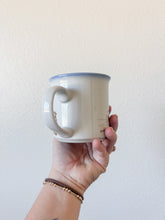 Load image into Gallery viewer, Vintage Penguin Mug
