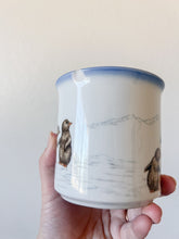 Load image into Gallery viewer, Vintage Penguin Mug
