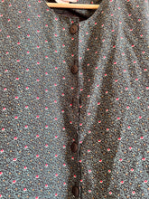 Load image into Gallery viewer, Green Floral Blouse - Size 20W
