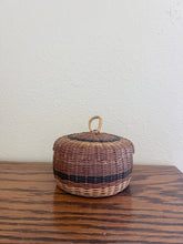 Load image into Gallery viewer, Woven Acorn Basket
