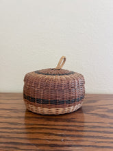 Load image into Gallery viewer, Woven Acorn Basket
