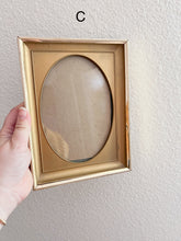 Load image into Gallery viewer, Gold 5x7 Photo Frames
