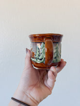 Load image into Gallery viewer, Vintage Moose Mug
