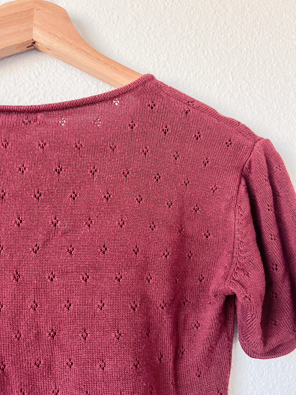 Maroon Short Sleeved Sweater - Size M