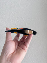Load image into Gallery viewer, Little Clothespin Witch
