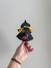 Load image into Gallery viewer, Little Clothespin Witch
