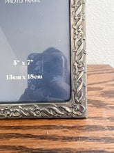 Load image into Gallery viewer, Silver Plated 5x7 Photo Frame
