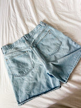 Load image into Gallery viewer, Madewell Denim Shorts -Size 29
