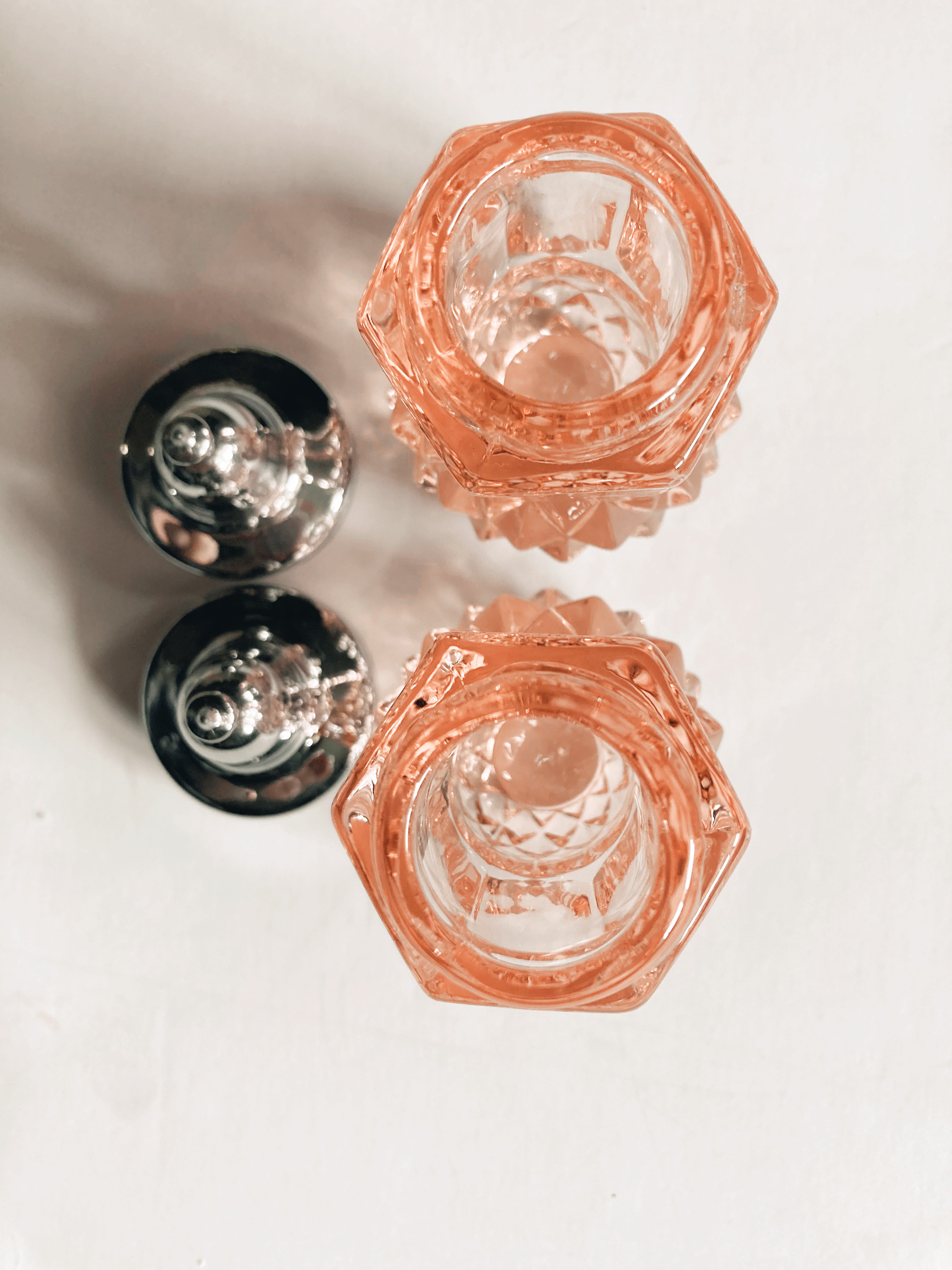Pink Diamond Point Glass Shakers