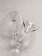 Load image into Gallery viewer, Pair of Zig Zag Martini Glasses
