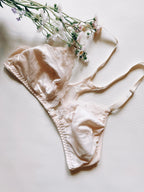 Vintage Ivory Lacy Bralette - 36B
