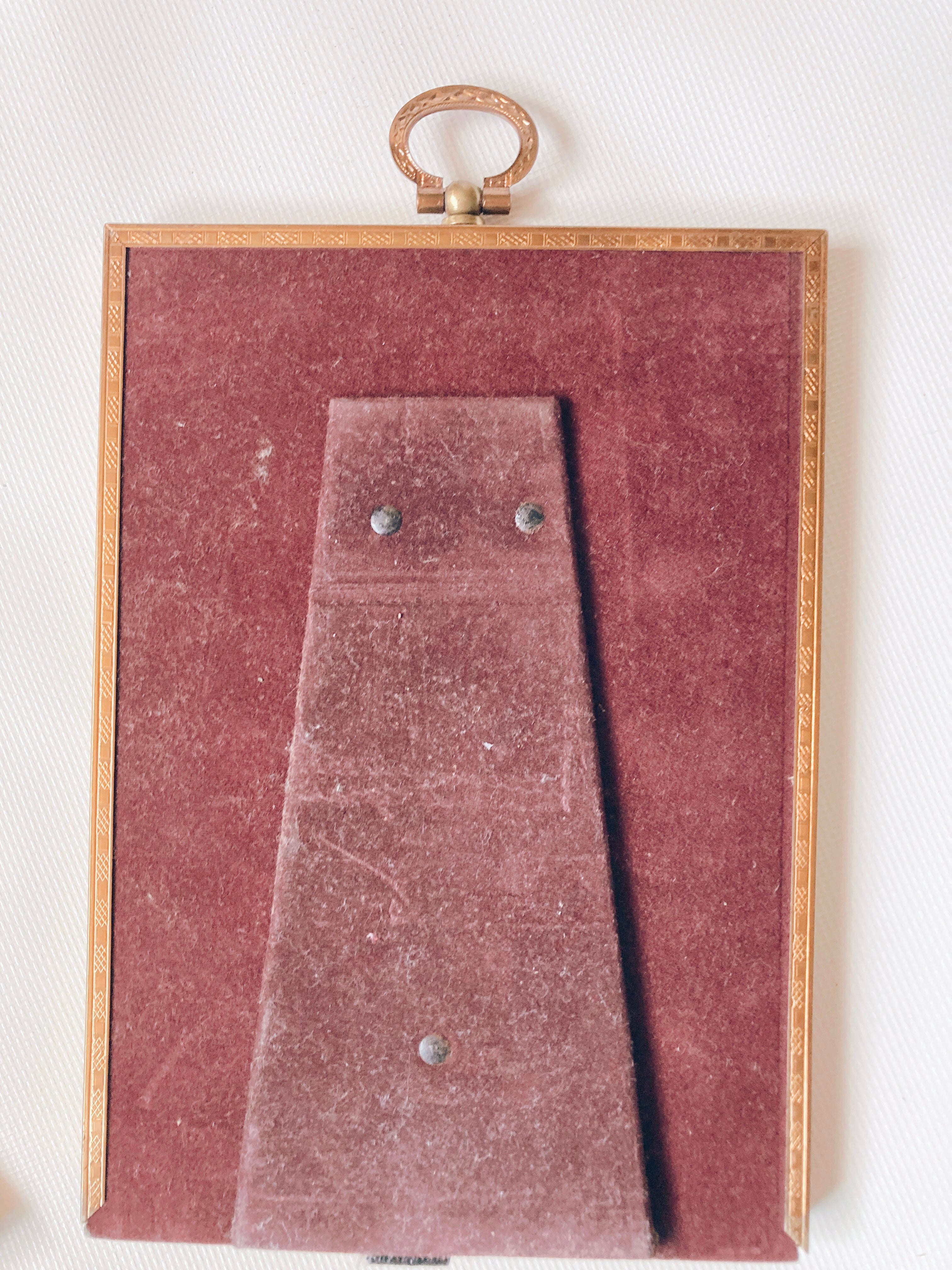 Pair of Gold 5x7 Photo Frames