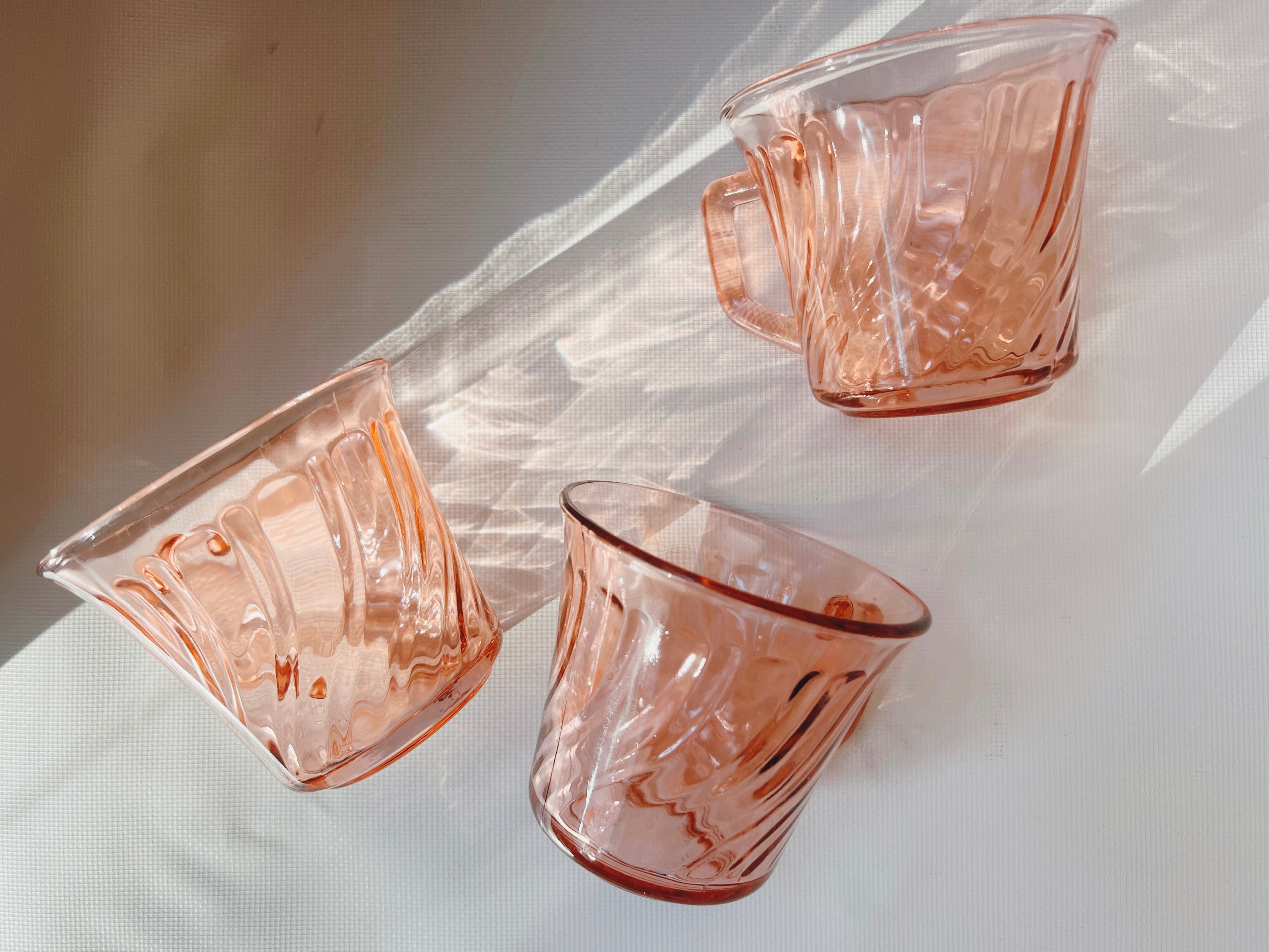 Set of 3 Pink Glass Mugs
