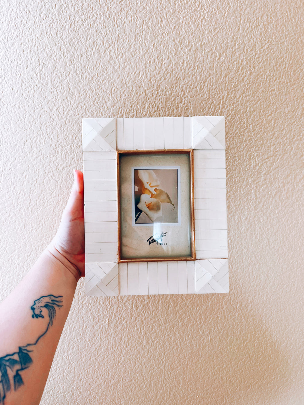 Ivory Striped 3.5x5 Photo Frame