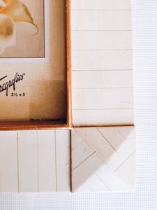 Ivory Striped 3.5x5 Photo Frame