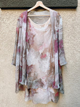 Load image into Gallery viewer, Purple Floral Dress with Matching Cover Up - Size 16
