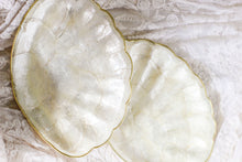 Load image into Gallery viewer, Pearlescent Shell Platters
